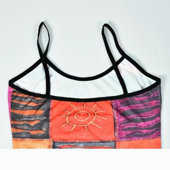 Cropped Tank Top spaghetti straps colorful pink black patchwork print. Cute - Picture 4 of 5